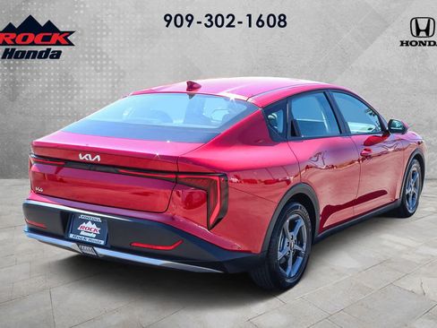 Used 2025 Kia K4 FWD image 6