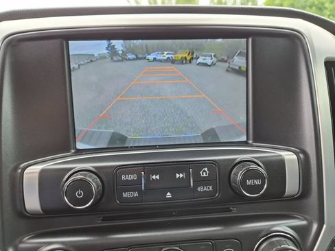 Used 2014 GMC Sierra 1500 SLT w/ SLT Crew Cab Value Package AWD/4WD image 16