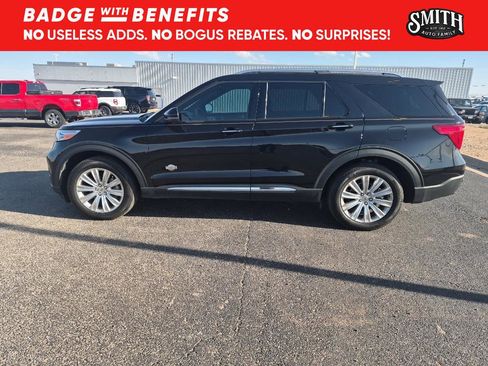 Used 2024 Ford Explorer King Ranch w/ Technology Package AWD/4WD image 7