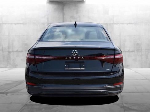New 2026 Volkswagen Jetta SE FWD image 6