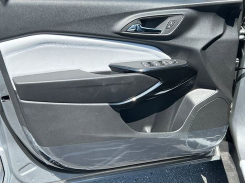 New 2026 Chevrolet Trax LT FWD image 11