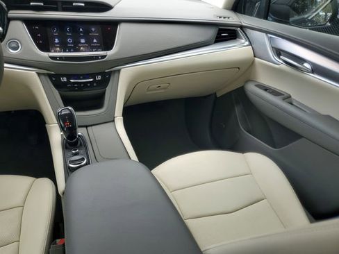 Certified 2024 Cadillac XT5 Premium Luxury w/ Technology Package image 15