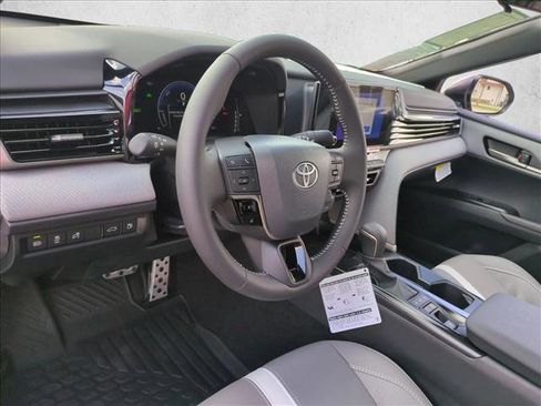 New 2026 Toyota Camry SE image 3