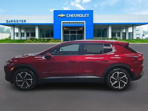 New 2026 Chevrolet Equinox EV LT image 9