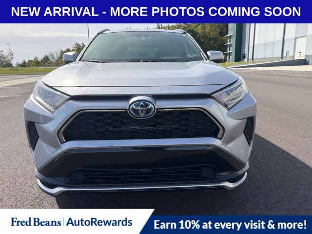 Used 2021 Toyota RAV4 SE w/ Weather & Moonroof Package AWD/4WD image 2