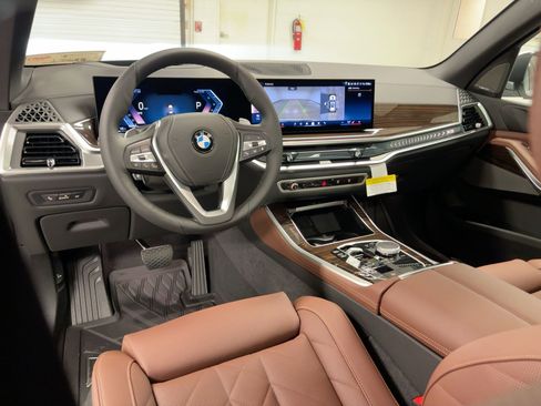 New 2026 BMW X5 sDrive40i image 28