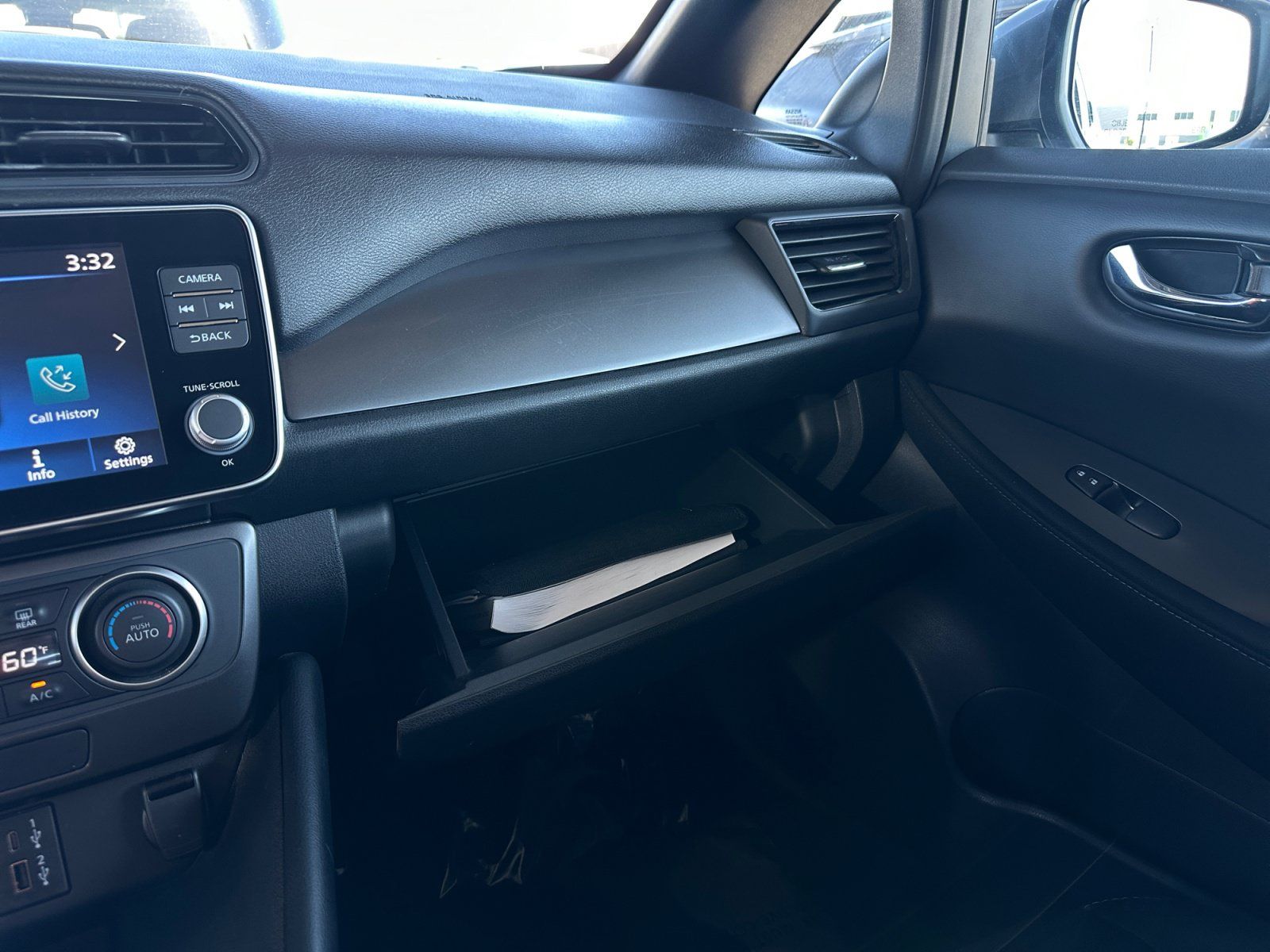 Used 2025 Nissan Leaf S FWD image 23