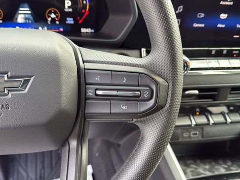 Used 2024 Chevrolet Colorado Trail Boss w/ Advanced Trailering Package image 16