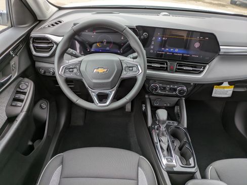 New 2026 Chevrolet TrailBlazer LT w/ Convenience Package FWD image 17