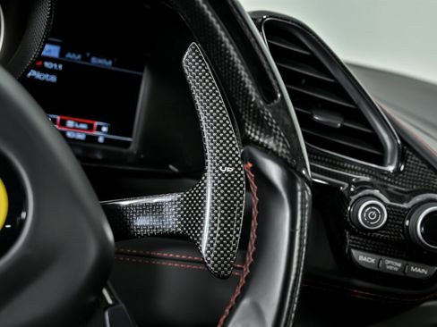 Used 2018 Ferrari 488 Spider image 36