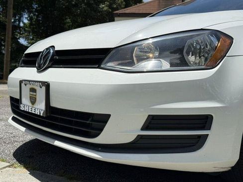 Used 2015 Volkswagen Golf S FWD image 23