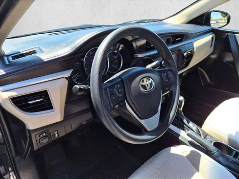 Used 2014 Toyota Corolla LE FWD image 10
