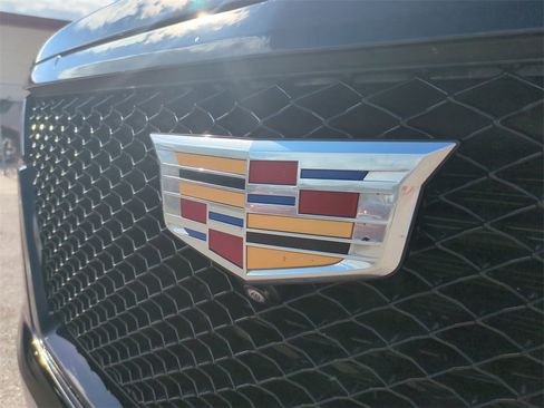 Used 2024 Cadillac Escalade Sport image 13