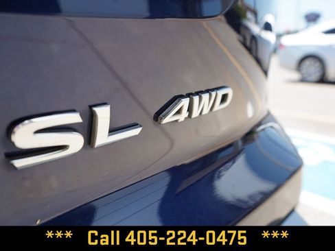 Used 2025 Nissan Pathfinder SL AWD/4WD image 7