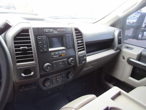 Used 2022 Ford F550 2WD SuperCab Super Duty image 37