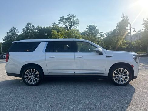 Used 2024 GMC Yukon XL Denali w/ Denali Reserve Package AWD/4WD image 12