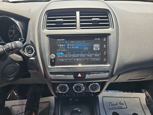 Used 2019 Mitsubishi Outlander Sport AWD image 17