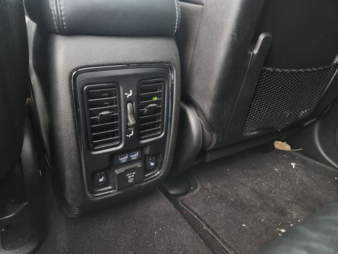 Certified 2021 Jeep Grand Cherokee Overland image 30