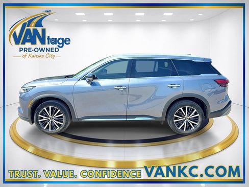 Used 2024 INFINITI QX60 Sensory AWD/4WD image 10