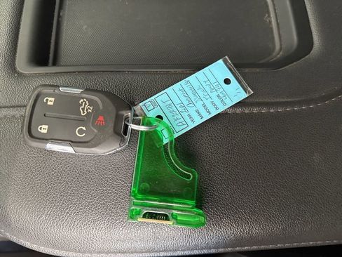 Used 2021 Chevrolet Silverado 1500 LT Trail Boss w/ Bed Protection Package image 11