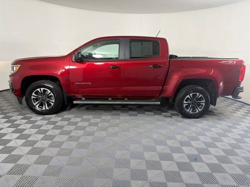 Used 2021 Chevrolet Colorado Z71 AWD/4WD image 9