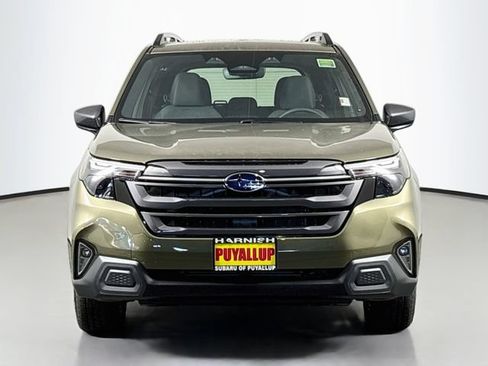 New 2026 Subaru Forester Premium AWD/4WD image 2
