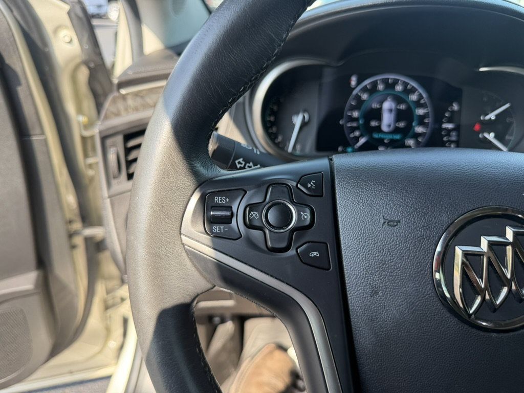 Used 2016 Buick LaCrosse FWD image 22