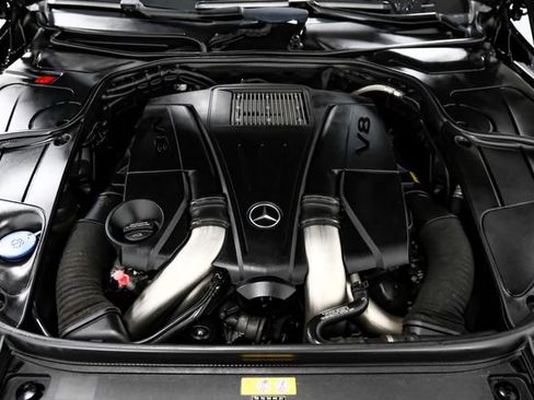 Used 2017 Mercedes-Benz S 550 Sedan image 61