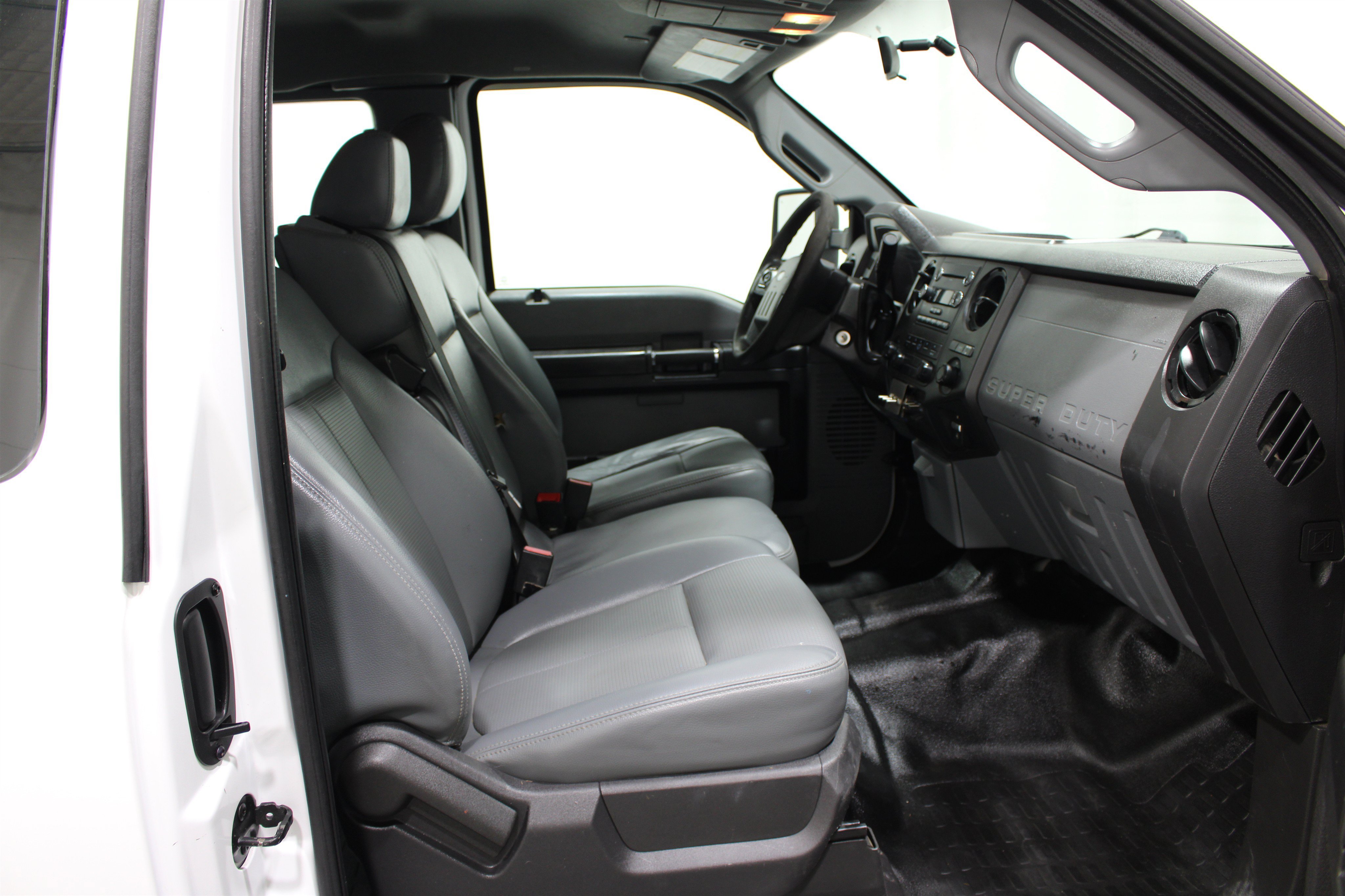 Used 2014 Ford F350 XL w/ Power Equipment Group AWD/4WD image 18