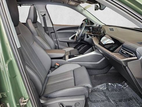 Certified 2025 Audi Q5 Premium Plus w/ Premium Plus AWD/4WD image 25