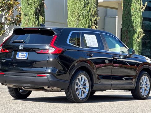 Used 2025 Honda CR-V EX-L image 4