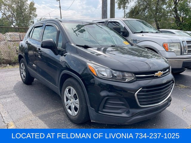 Used 2018 Chevrolet Trax LS FWD image 4