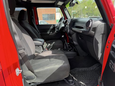 Used 2017 Jeep Wrangler Unlimited Sport w/ Quick Order Package 23S image 16