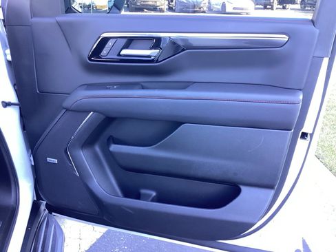 Used 2025 Chevrolet Tahoe RST w/ Comfort Package image 22