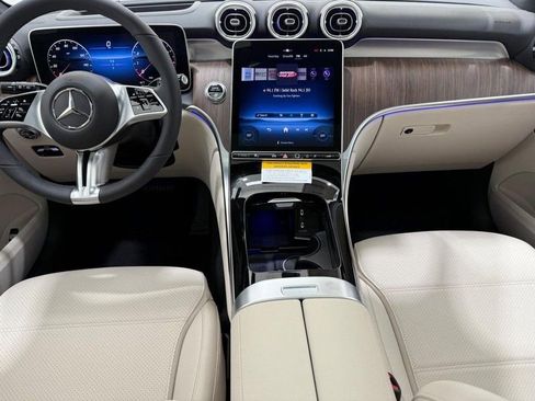 New 2026 Mercedes-Benz GLC 300 GLC 300 image 6