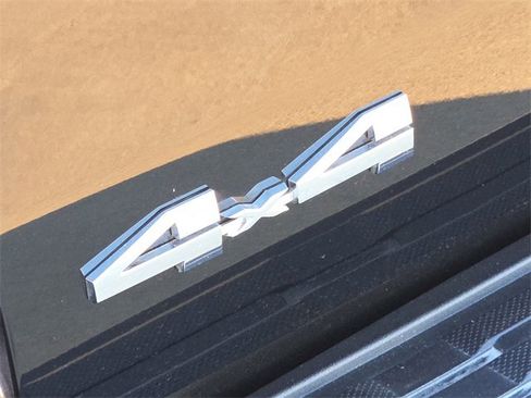 Used 2025 Toyota Tacoma SR5 image 10