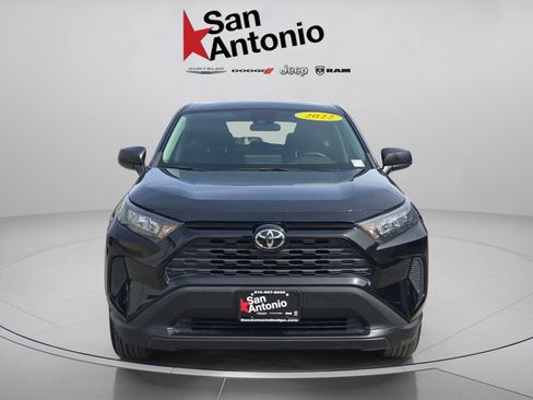 Used 2022 Toyota RAV4 LE image 3