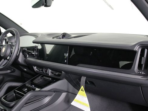 New 2026 Porsche Cayenne S AWD/4WD image 15