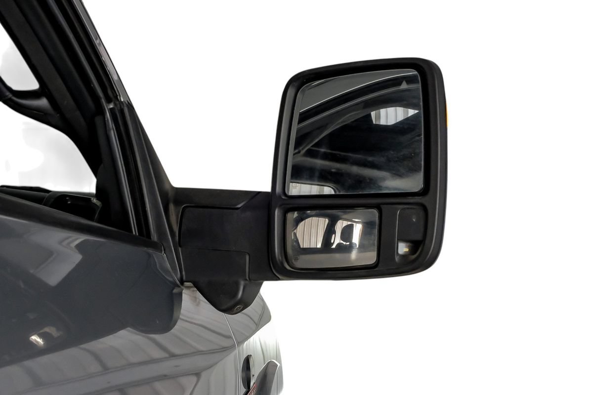 Used 2024 RAM 2500 Limited AWD/4WD image 43