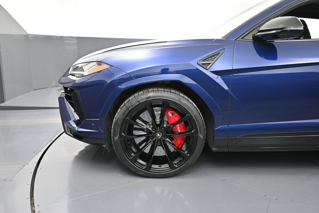 Used 2023 Lamborghini Urus S AWD/4WD image 12