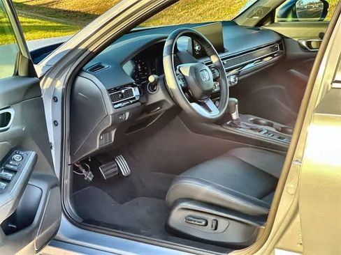 Certified 2025 Honda Civic Sport Touring image 3