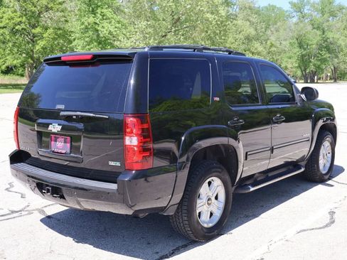 Used 2010 Chevrolet Tahoe LT w/ Luxury Package image 5