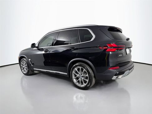 New 2026 BMW X5 sDrive40i w/ Climate Comfort Package RWD image 8