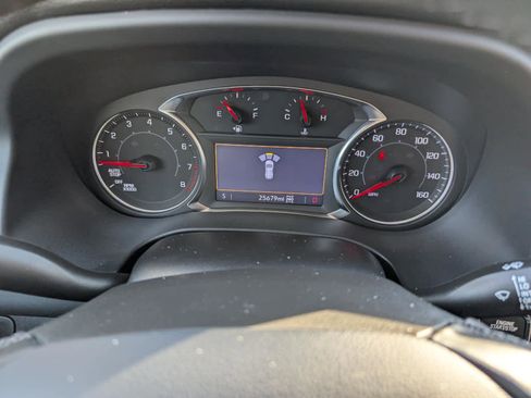 Certified 2023 GMC Acadia AT4 image 31