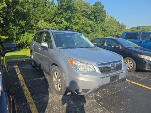 Used 2014 Subaru Forester 2.5i Limited AWD/4WD image 3