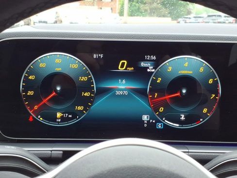 Used 2023 Mercedes-Benz GLE 350 4MATIC image 23