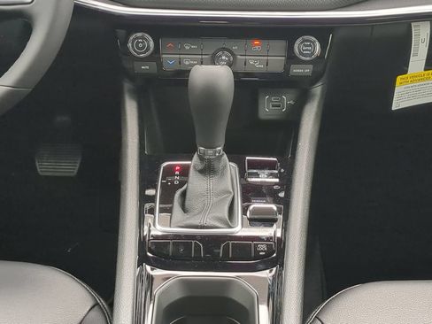 New 2026 Jeep Compass Latitude AWD/4WD image 17