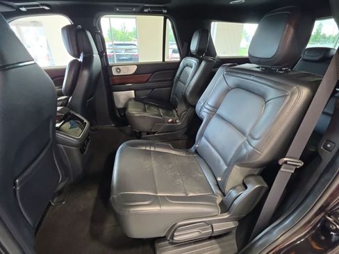 Used 2022 Lincoln Navigator Reserve AWD/4WD image 33