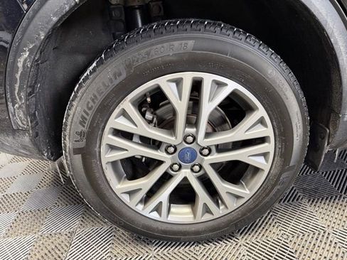 Used 2022 Ford Escape SEL image 38