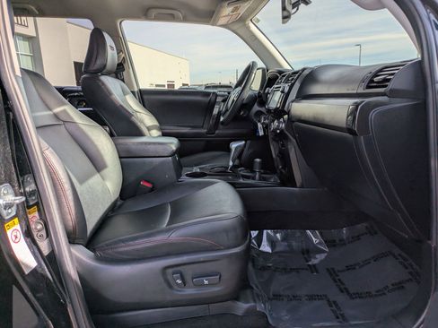 Used 2017 Toyota 4Runner SR5 image 29